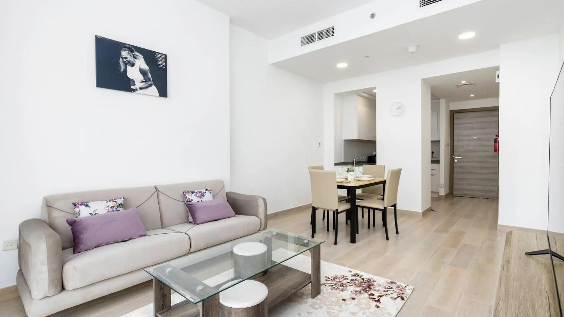 Lovely 1 Bedroom Apartment In Jumeirah Village Circle Dubai